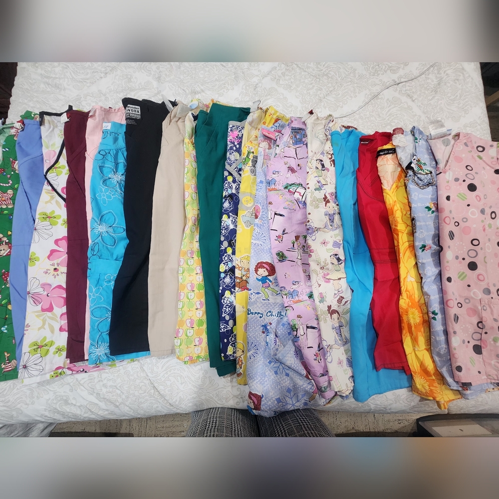 19 Colorful Patterned Scrub Top Collection